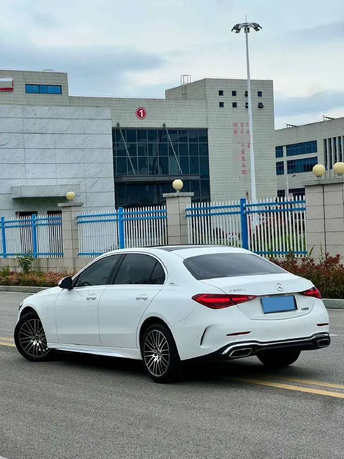 2022 Mercedes-Benz C Class 1.5T 204HP L4 9AT,autocango,china used car exporter,china ev exporter,chinese used car exporter,chinese used ev exporter