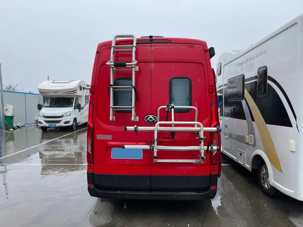 2020 YuTong T7 3.5T 313HP V6 10AT,autocango,china used car exporter,china ev exporter,chinese used car exporter,chinese used ev exporter