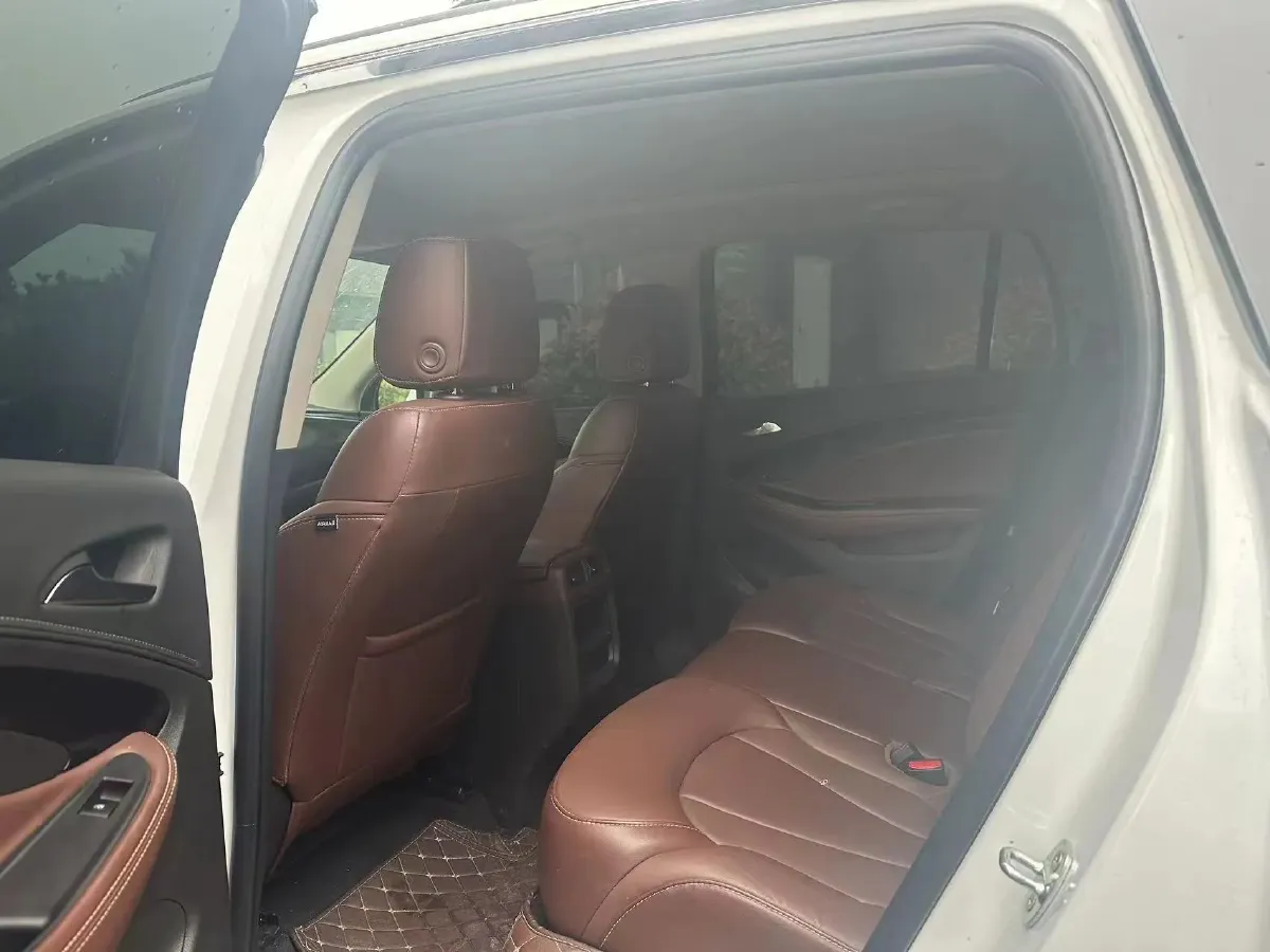 2021 Buick EnvisionPlus 1.5T 169HP L4 7DCT,autocango,china used car exporter,china ev exporter,chinese used car exporter,chinese used ev exporter