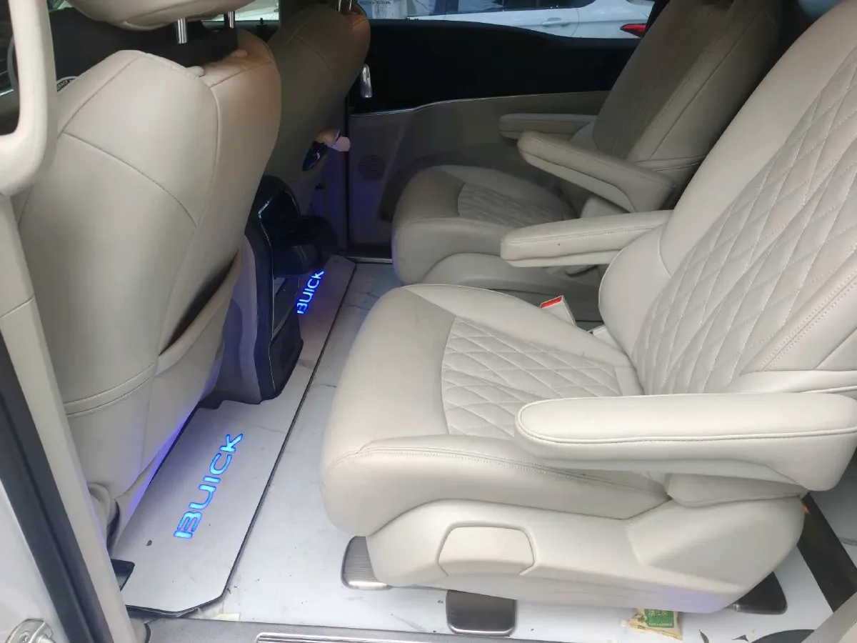 2023 Buick GL8 2.0T 237HP L4 9AT,autocango,china used car exporter,china ev exporter,chinese used car exporter,chinese used ev exporter