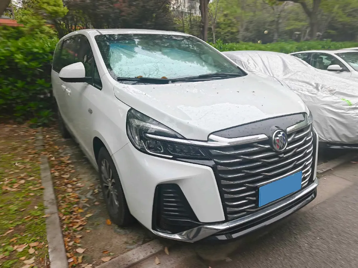2023 Buick GL8 2.0T 237HP L4 9AT,autocango,china used car exporter,china ev exporter,chinese used car exporter,chinese used ev exporter
