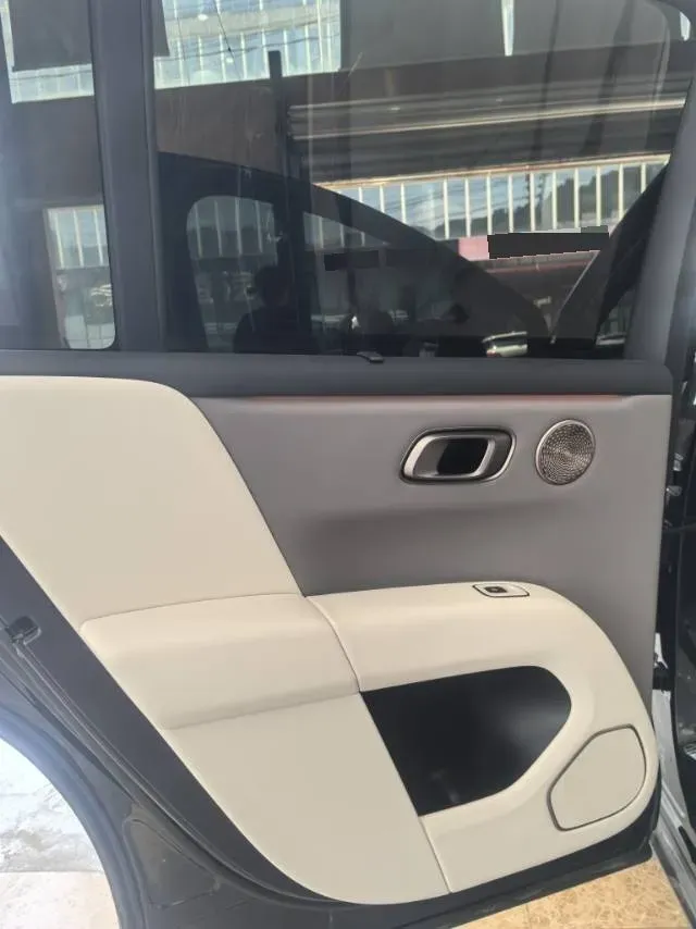 2025 Li i6 BEV,autocango,china used car exporter,china ev exporter,chinese used car exporter,chinese used ev exporter