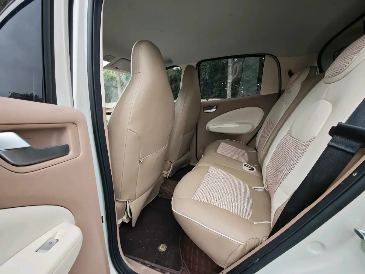 2025 WuLing HongGuang MINI EV BEV 16.2KWH,autocango,china used car exporter,china ev exporter,chinese used car exporter,chinese used ev exporter