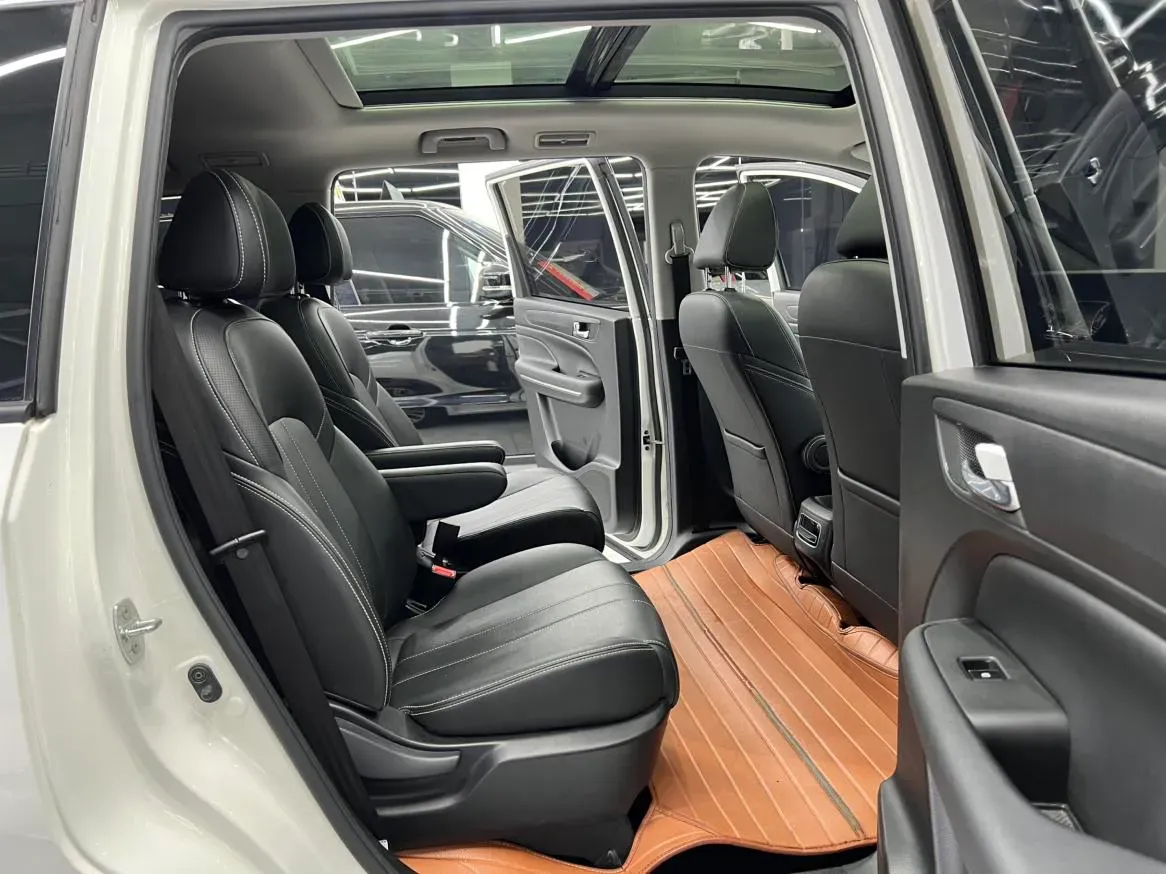 2021 GAC Trumpchi M6 1.5T 169HP L4 7DCT,autocango,china used car exporter,china ev exporter,chinese used car exporter,chinese used ev exporter