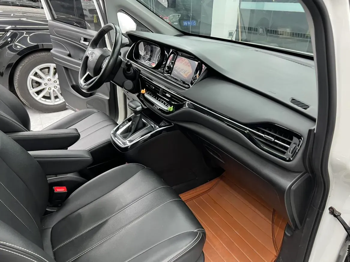 2021 GAC Trumpchi M6 1.5T 169HP L4 7DCT,autocango,china used car exporter,china ev exporter,chinese used car exporter,chinese used ev exporter