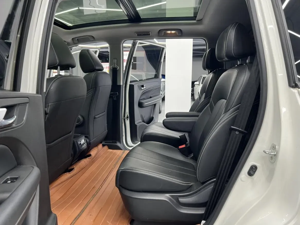 2021 GAC Trumpchi M6 1.5T 169HP L4 7DCT,autocango,china used car exporter,china ev exporter,chinese used car exporter,chinese used ev exporter