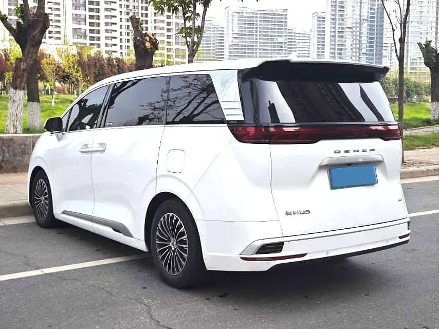 2024 Denza D9 1.5T 139HP L4 E-CVT PHEV 40KWH,autocango,china used car exporter,china ev exporter,chinese used car exporter,chinese used ev exporter