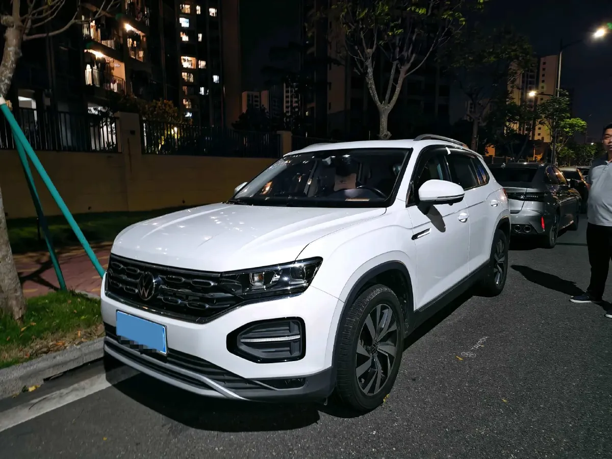 2022 Volkswagen Tayron 2.0T 186HP L4 7DCT,autocango,china used car exporter,china ev exporter,chinese used car exporter,chinese used ev exporter