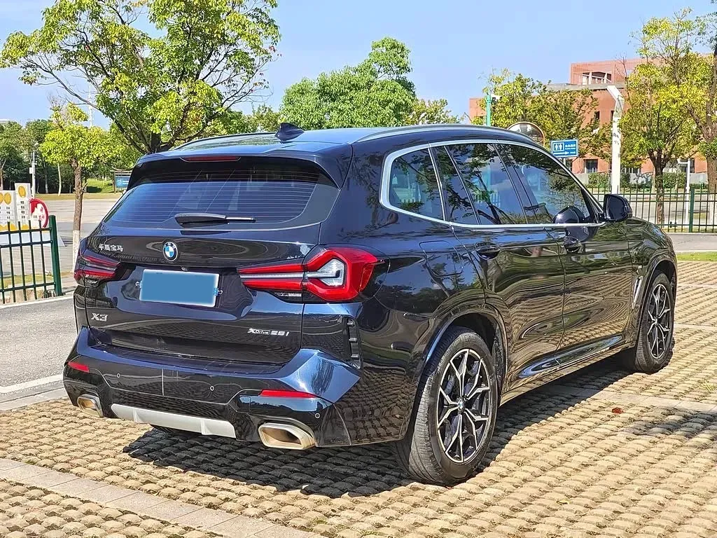 2022 BMW X3 2.0T 184HP L4 8AT,autocango,china used car exporter,china ev exporter,chinese used car exporter,chinese used ev exporter