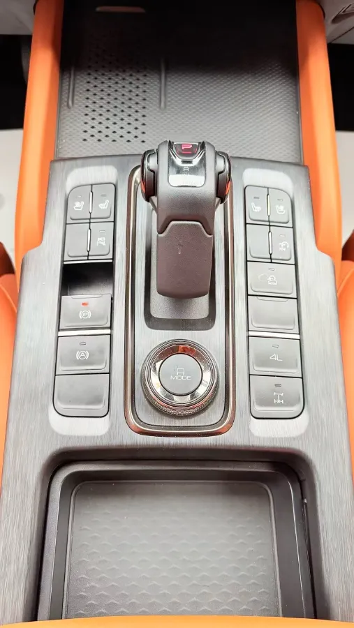 2024 Haval H9 2.0T 224HP L4 8AT,autocango,china used car exporter,china ev exporter,chinese used car exporter,chinese used ev exporter