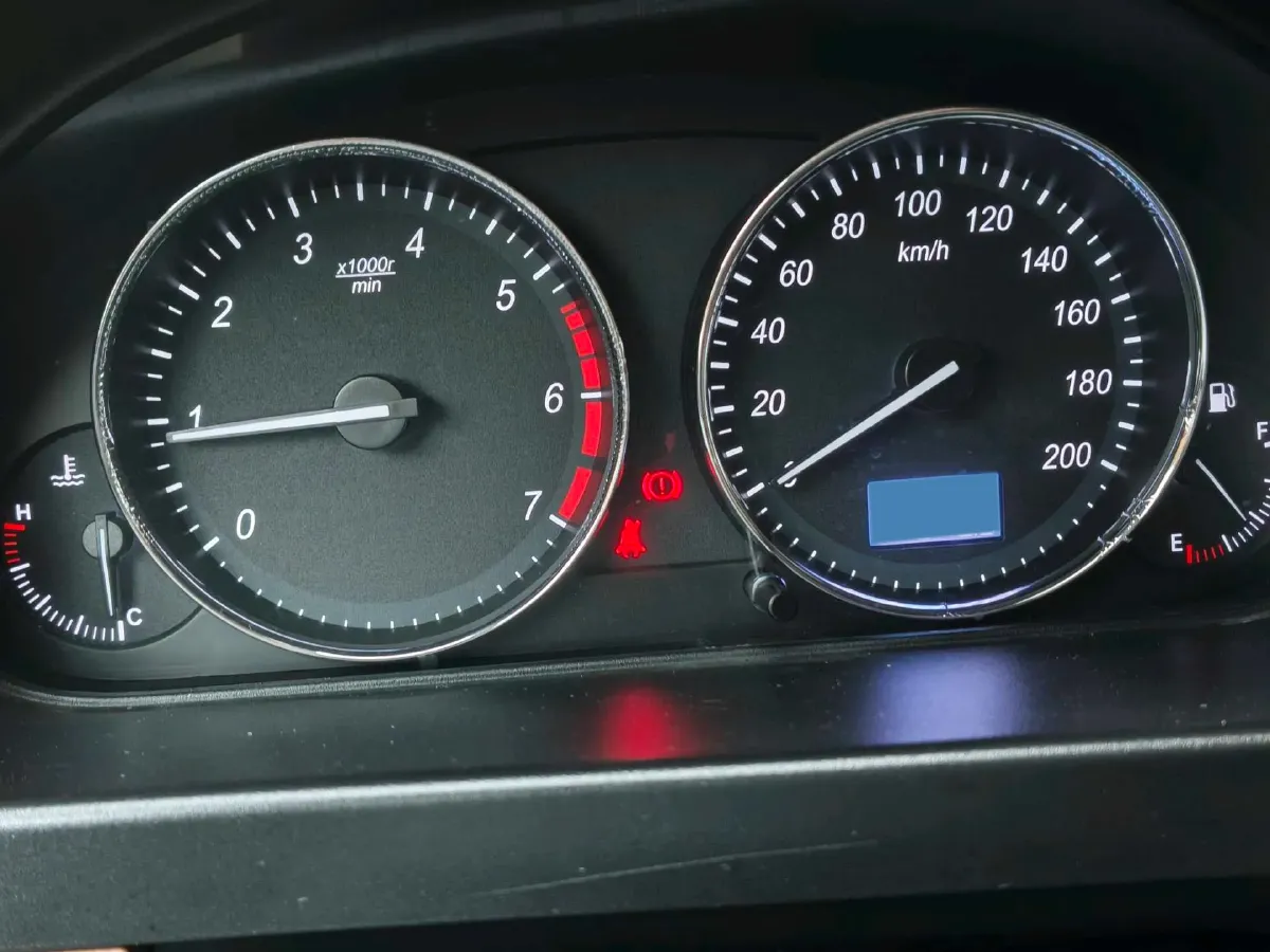 2016 BAIC WeiWang M35 1.5L 106HP L4 5MT,autocango,china used car exporter,china ev exporter,chinese used car exporter,chinese used ev exporter