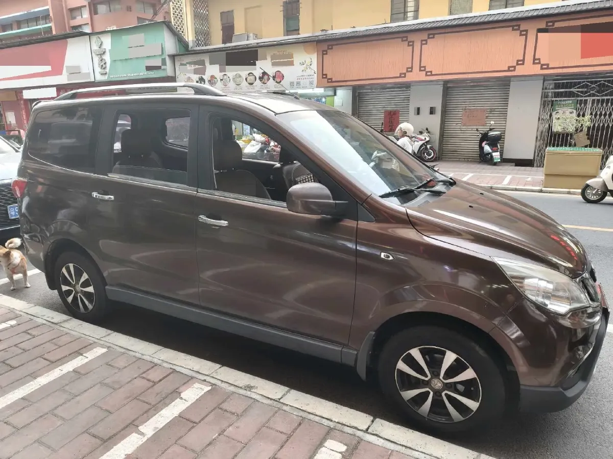 2016 BAIC WeiWang M35 1.5L 106HP L4 5MT,autocango,china used car exporter,china ev exporter,chinese used car exporter,chinese used ev exporter