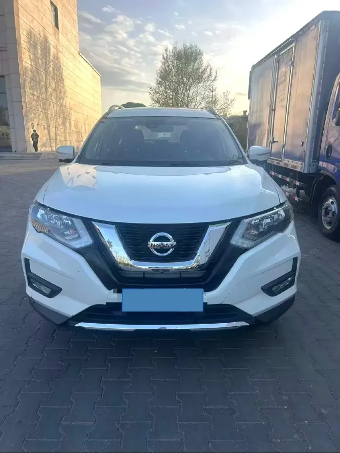 2019 Nissan X-Trail 2.0L 154HP L4 CVT,autocango,china used car exporter,china ev exporter,chinese used car exporter,chinese used ev exporter