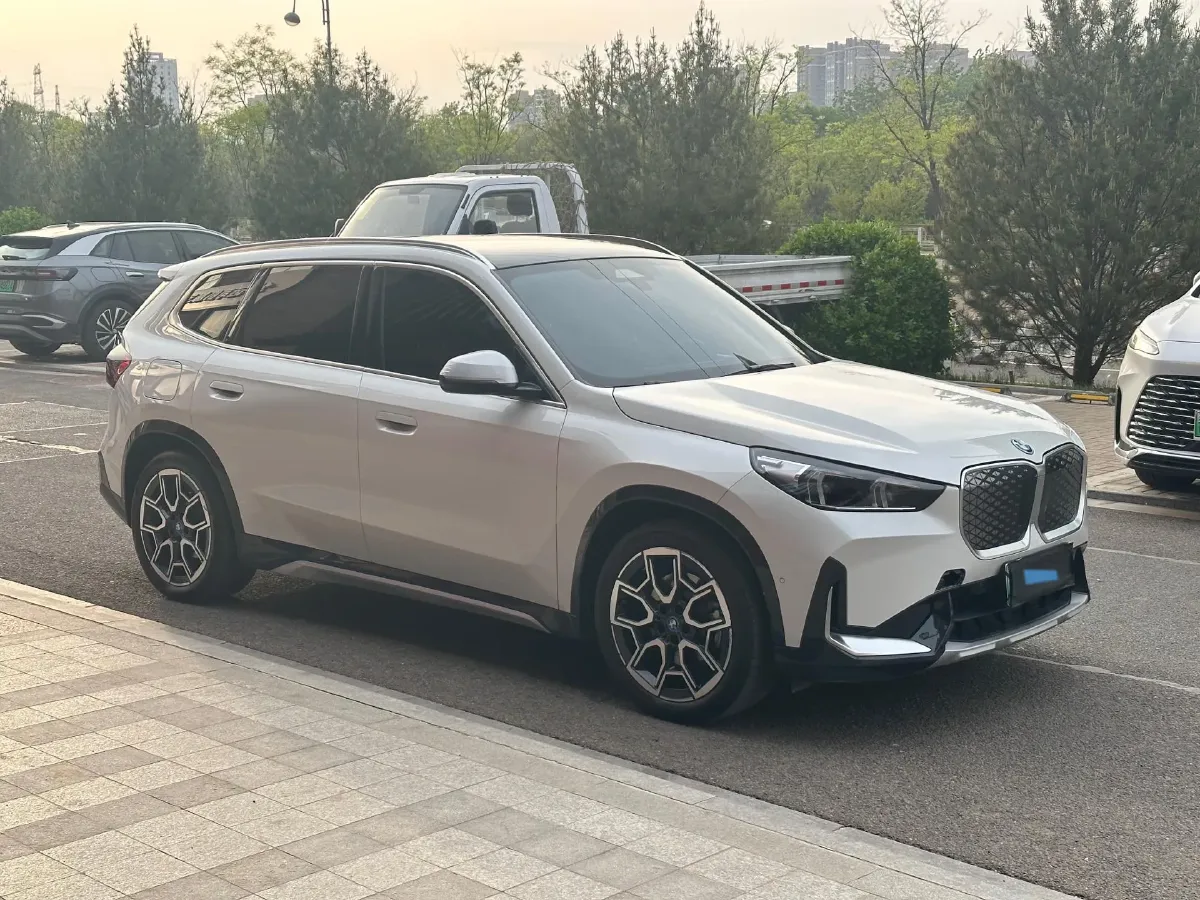 2023 BMW iX1 BEV 66.45KWH,autocango,china used car exporter,china ev exporter,chinese used car exporter,chinese used ev exporter