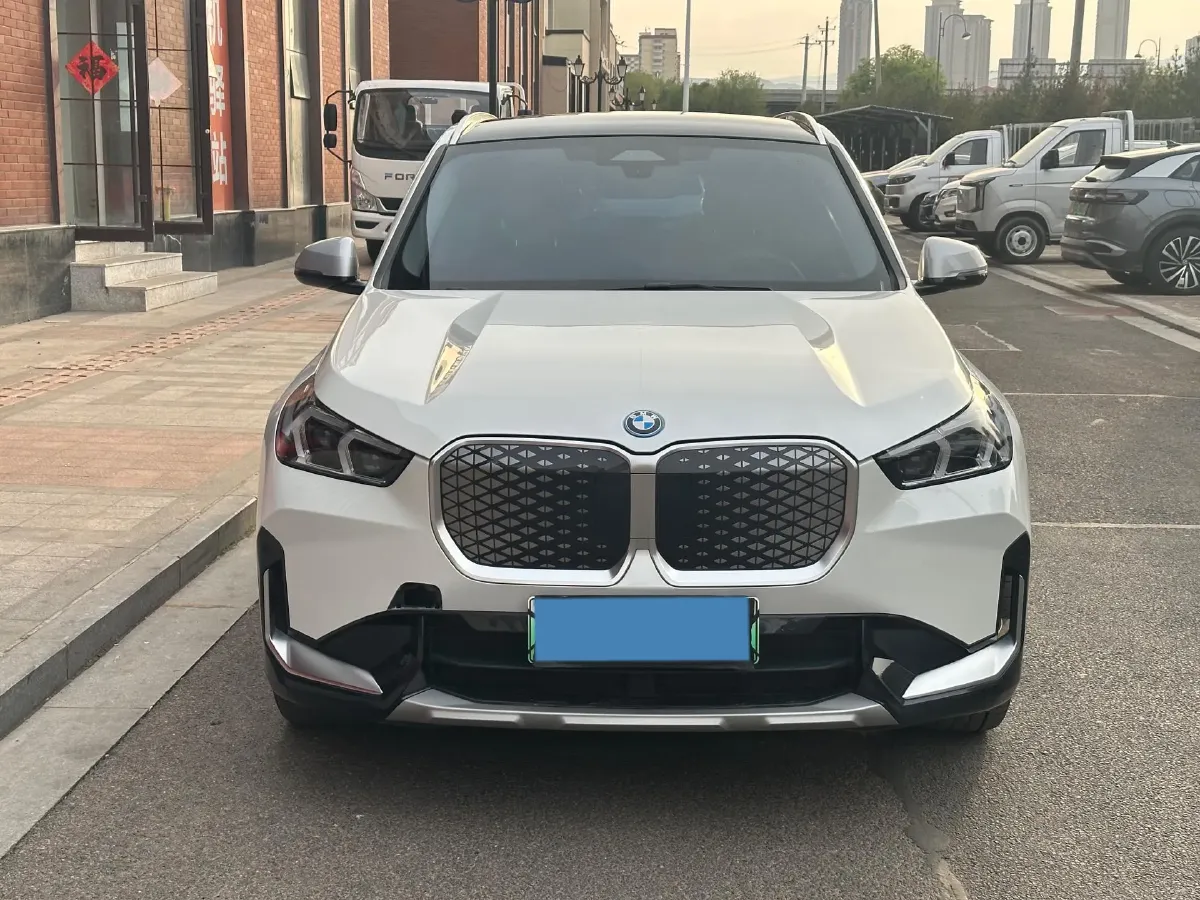2023 BMW iX1 BEV 66.45KWH,autocango,china used car exporter,china ev exporter,chinese used car exporter,chinese used ev exporter