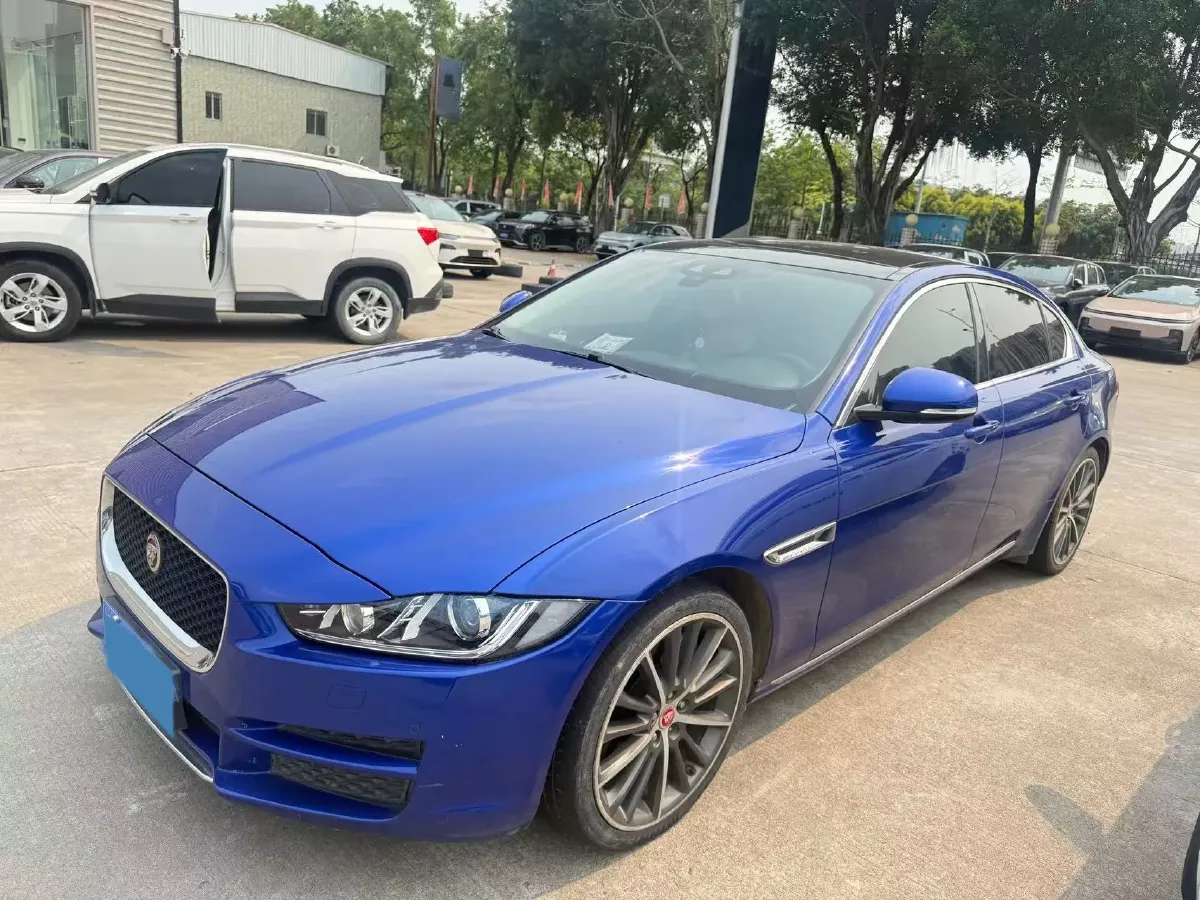 2018 Jaguar XEL 2.0T 200HP L4 8AT,autocango,china used car exporter,china ev exporter,chinese used car exporter,chinese used ev exporter