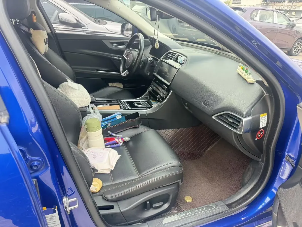 2018 Jaguar XEL 2.0T 200HP L4 8AT,autocango,china used car exporter,china ev exporter,chinese used car exporter,chinese used ev exporter