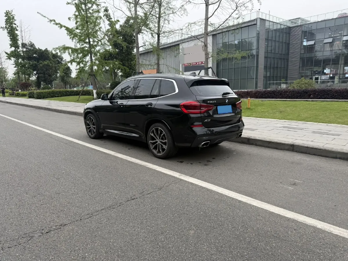 2021 BMW X3 2.0T 252HP L4 8AT,autocango,china used car exporter,china ev exporter,chinese used car exporter,chinese used ev exporter