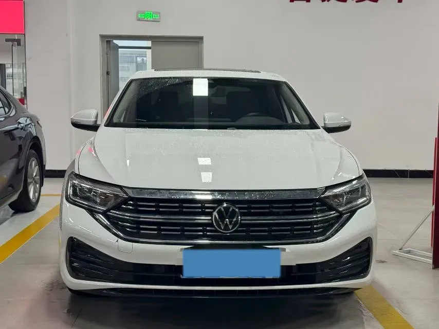 2023 Volkswagen Sagitar 1.5T 160HP L4 7DCT,autocango,china used car exporter,china ev exporter,chinese used car exporter,chinese used ev exporter
