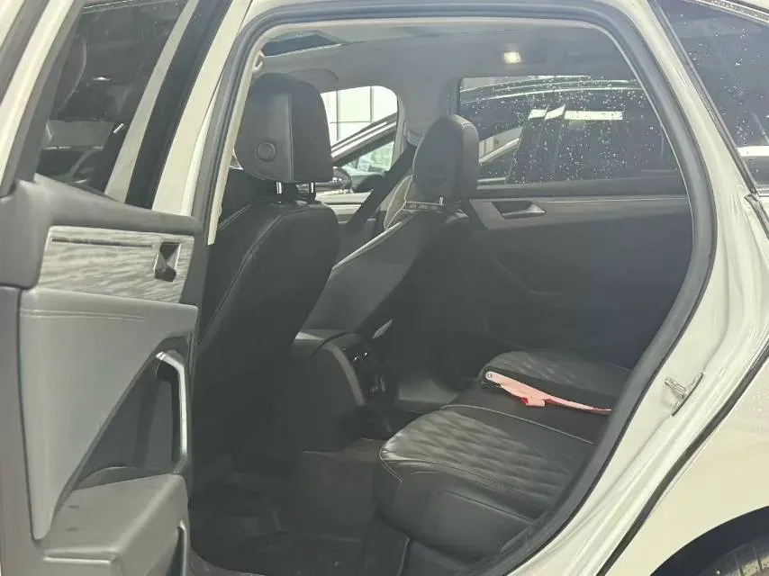 2023 Volkswagen Sagitar 1.5T 160HP L4 7DCT,autocango,china used car exporter,china ev exporter,chinese used car exporter,chinese used ev exporter