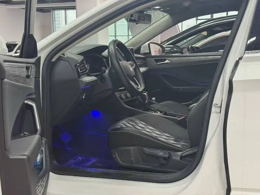 2023 Volkswagen Sagitar 1.5T 160HP L4 7DCT,autocango,china used car exporter,china ev exporter,chinese used car exporter,chinese used ev exporter