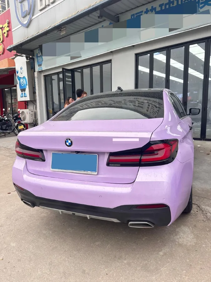 2022 BMW 5 Series 2.0T 252HP L4 8AT,autocango,china used car exporter,china ev exporter,chinese used car exporter,chinese used ev exporter