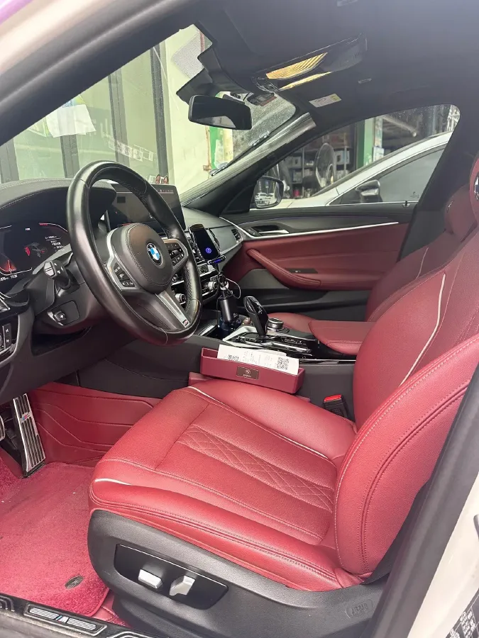 2022 BMW 5 Series 2.0T 252HP L4 8AT,autocango,china used car exporter,china ev exporter,chinese used car exporter,chinese used ev exporter