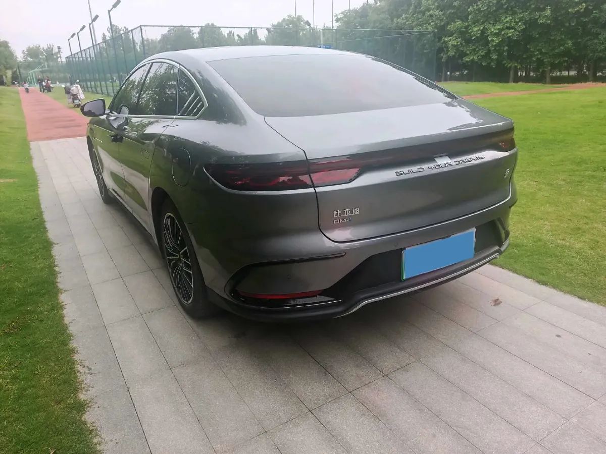 2022 Volkswagen Tiguan L 2.0T 186HP L4 7DCT,autocango,china used car exporter,china ev exporter,chinese used car exporter,chinese used ev exporter