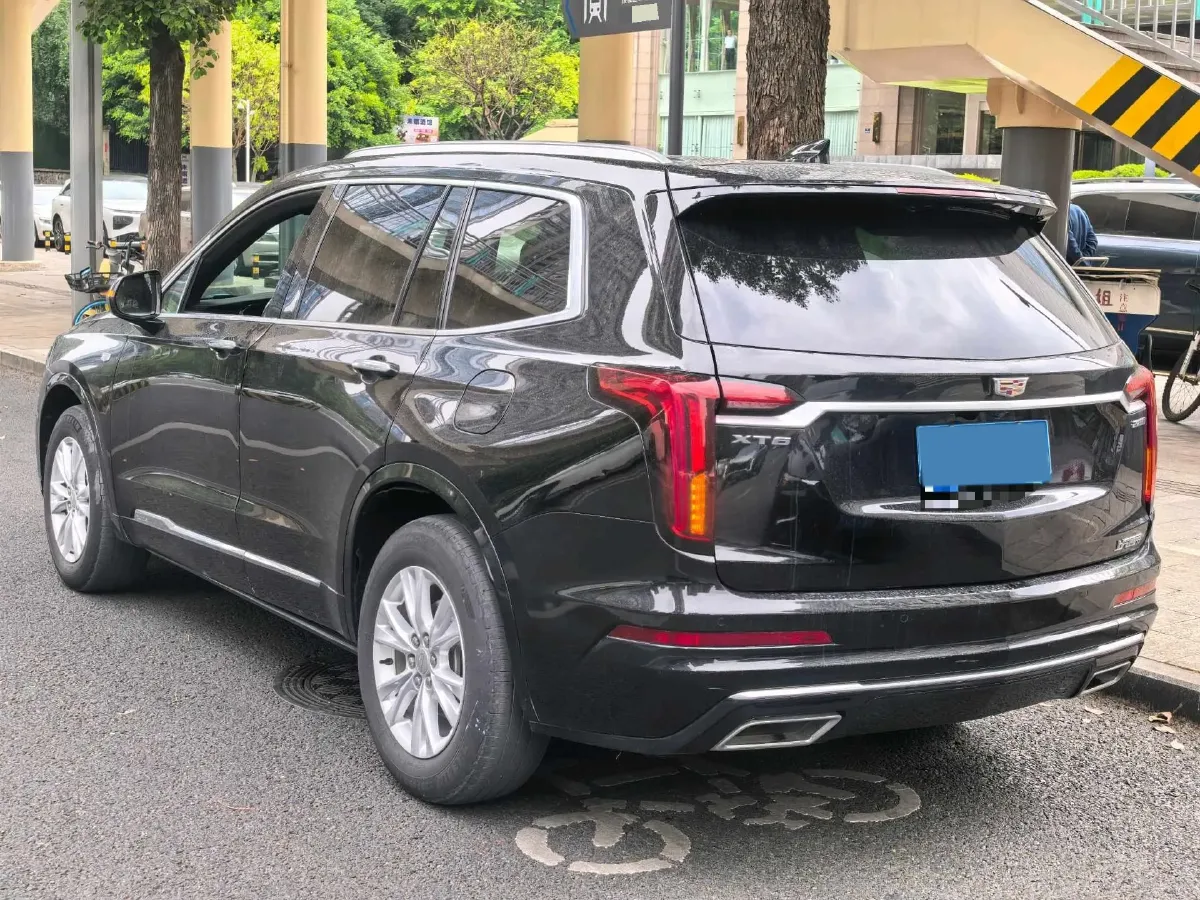 2021 Cadillac XT6 2.0T 237HP L4 9AT,autocango,china used car exporter,china ev exporter,chinese used car exporter,chinese used ev exporter