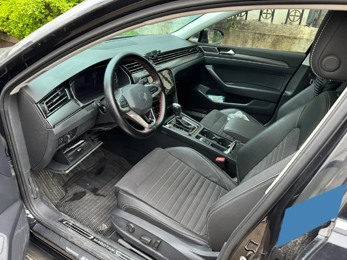 2020 Volkswagen Magotan 2.0T 186HP L4 7DCT,autocango,china used car exporter,china ev exporter,chinese used car exporter,chinese used ev exporter