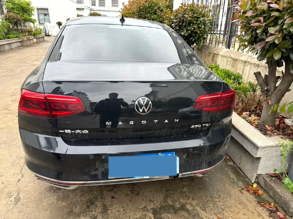 2020 Volkswagen Magotan 2.0T 186HP L4 7DCT,autocango,china used car exporter,china ev exporter,chinese used car exporter,chinese used ev exporter