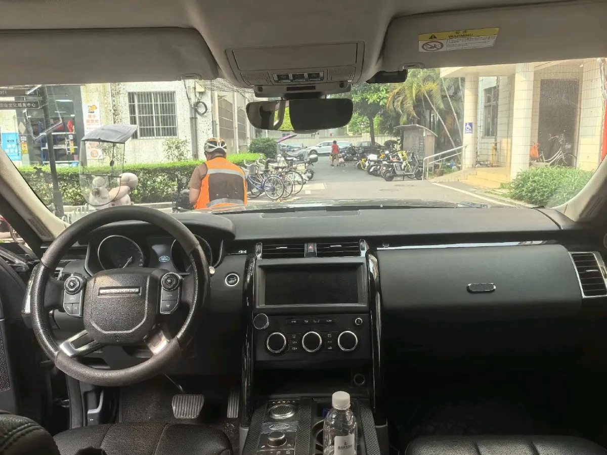 2018 Land Rover Discovery 3.0T 340HP V6 8AT,autocango,china used car exporter,china ev exporter,chinese used car exporter,chinese used ev exporter