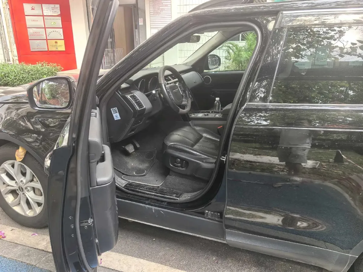 2018 Land Rover Discovery 3.0T 340HP V6 8AT,autocango,china used car exporter,china ev exporter,chinese used car exporter,chinese used ev exporter