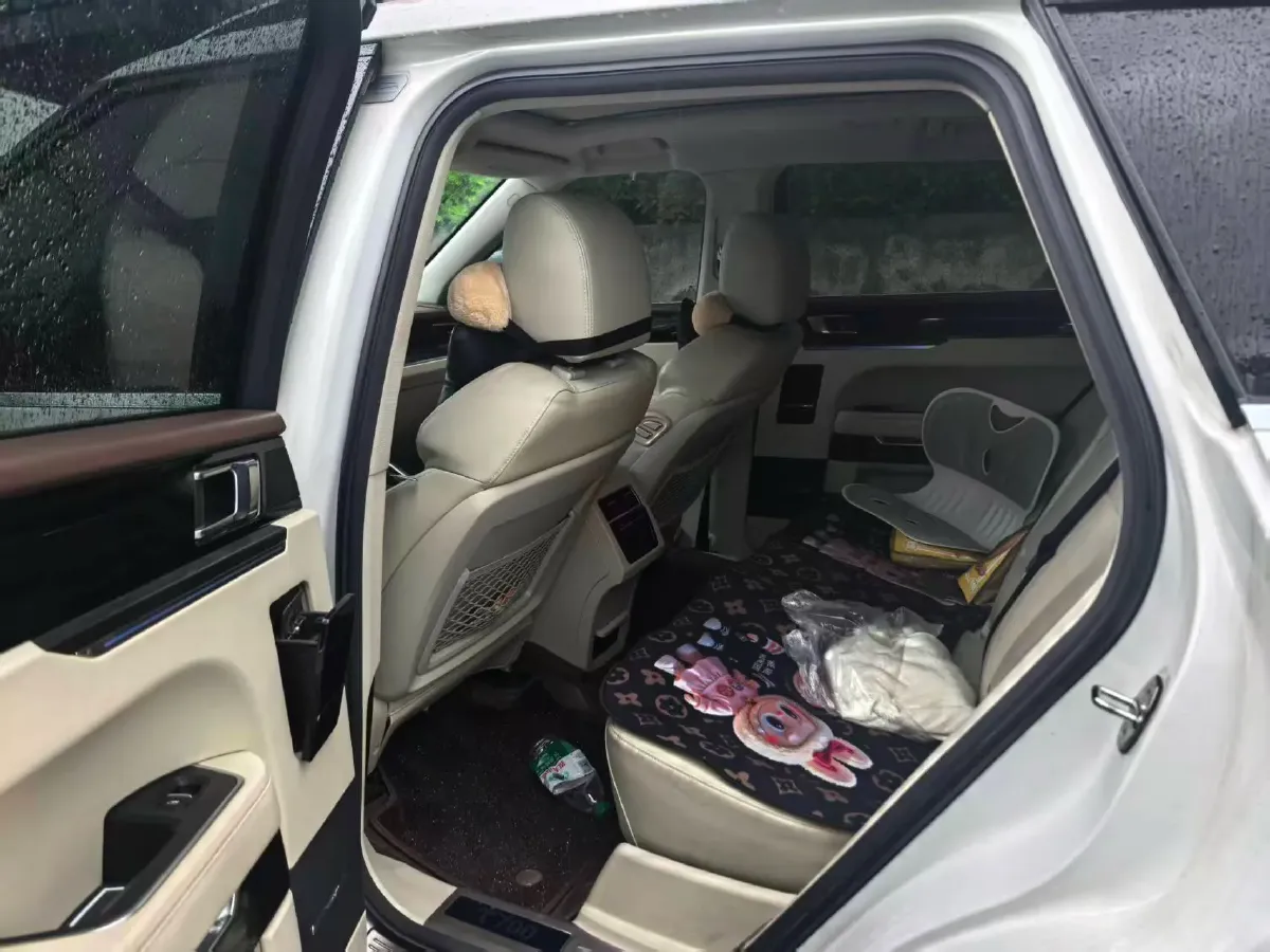 2017 Zotye T700 1.8T 177HP L4 6DCT,autocango,china used car exporter,china ev exporter,chinese used car exporter,chinese used ev exporter