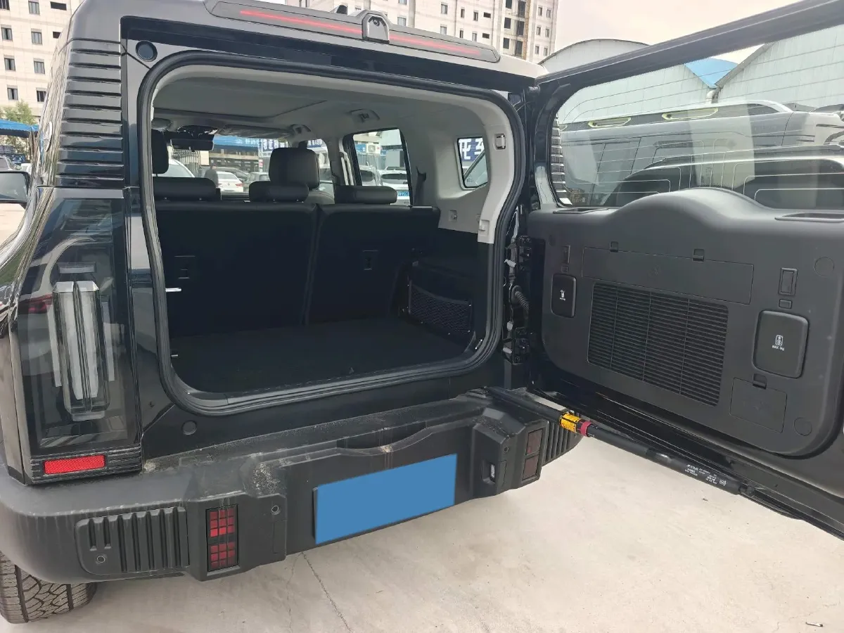 2024 Jetour ShanHai TravellerC-DM 1.5T 156HP L4 3DHT PHEV 43.24KWH,autocango,china used car exporter,china ev exporter,chinese used car exporter,chinese used ev exporter