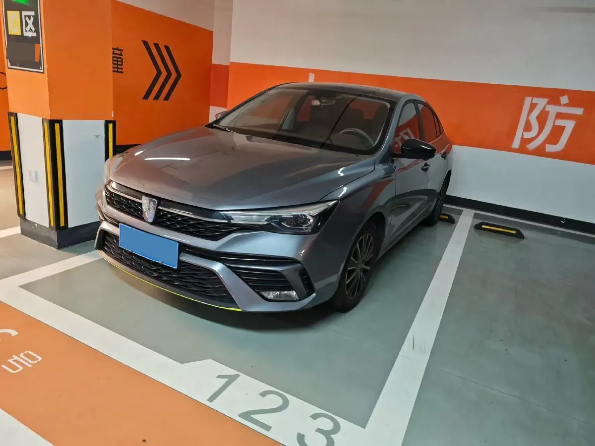2021 Roewe i5 1.5L 120HP L4 CVT,autocango,china used car exporter,china ev exporter,chinese used car exporter,chinese used ev exporter