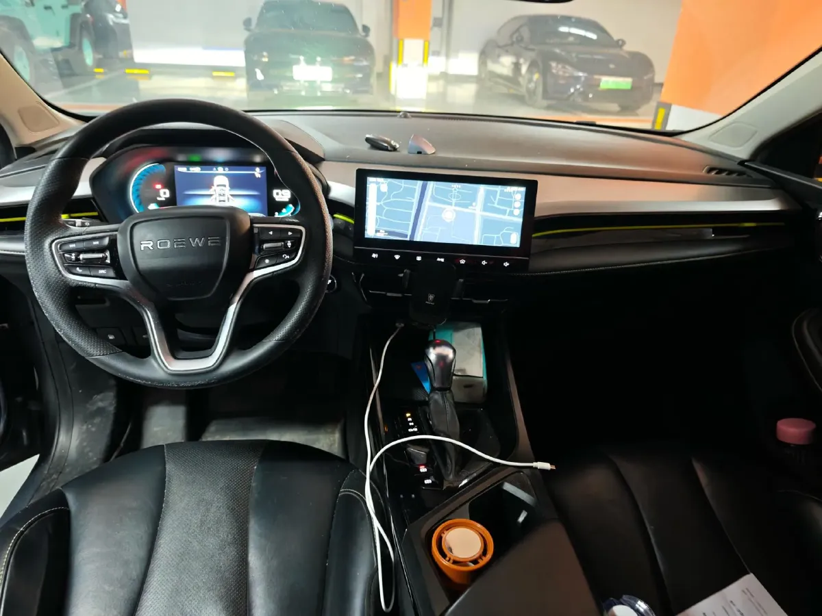 2021 Roewe i5 1.5L 120HP L4 CVT,autocango,china used car exporter,china ev exporter,chinese used car exporter,chinese used ev exporter