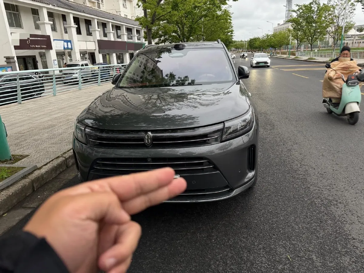 2024 AITO AITO M7 1.5T 152HP L4 REEV 40KWH,autocango,china used car exporter,china ev exporter,chinese used car exporter,chinese used ev exporter