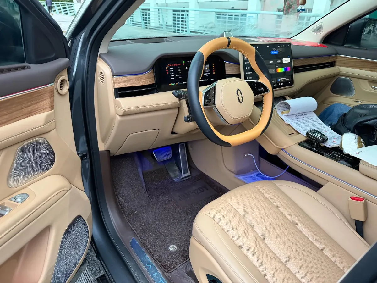 2024 AITO AITO M7 1.5T 152HP L4 REEV 40KWH,autocango,china used car exporter,china ev exporter,chinese used car exporter,chinese used ev exporter