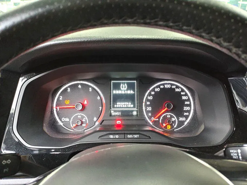 2019 Jetta VS5 1.4T 150HP L4 6AT,autocango,china used car exporter,china ev exporter,chinese used car exporter,chinese used ev exporter