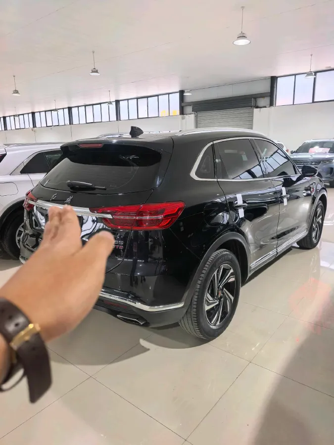 2022 HongQi HS5 2.0T 224HP L4 6AT,autocango,china used car exporter,china ev exporter,chinese used car exporter,chinese used ev exporter