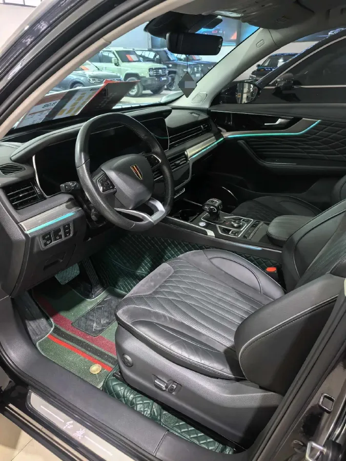 2022 HongQi HS5 2.0T 224HP L4 6AT,autocango,china used car exporter,china ev exporter,chinese used car exporter,chinese used ev exporter