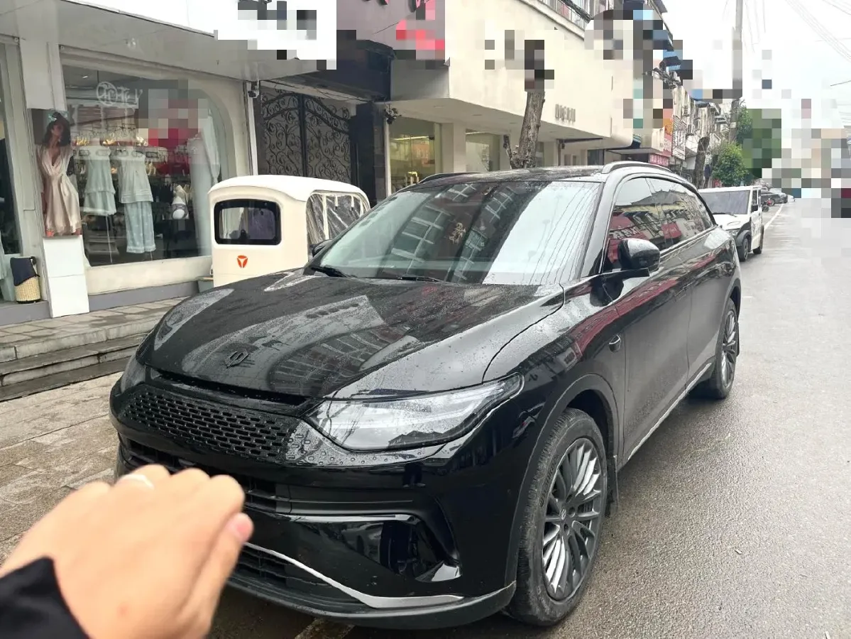 2024 Leapmotor C11 1.5L 95HP L4 REEV 43.74KWH,autocango,china used car exporter,china ev exporter,chinese used car exporter,chinese used ev exporter