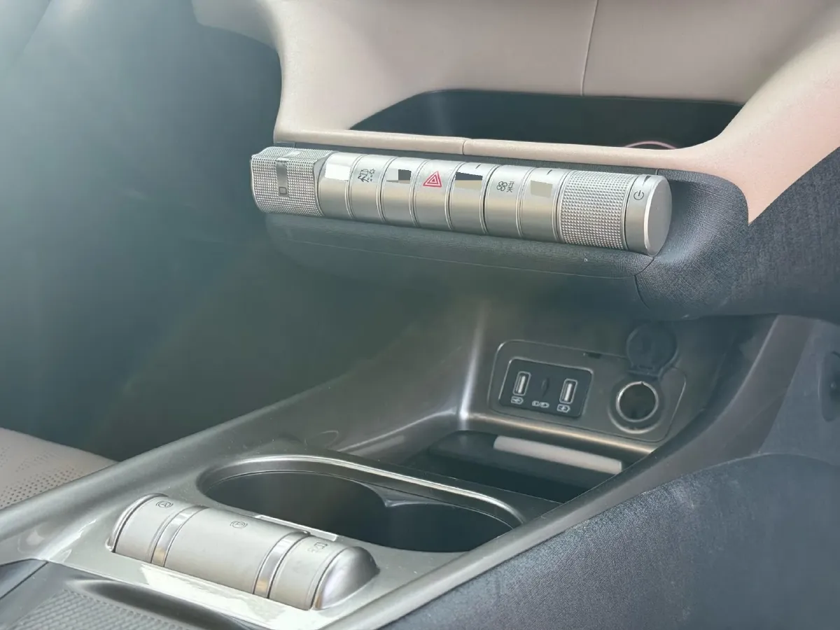 2023 BYD Dolphin BEV 44.928KWH,autocango,china used car exporter,china ev exporter,chinese used car exporter,chinese used ev exporter