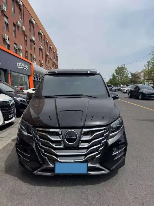 2024 Mercedes-Benz V Class 2.0T 231HP L4 9AT,autocango,china used car exporter,china ev exporter,chinese used car exporter,chinese used ev exporter