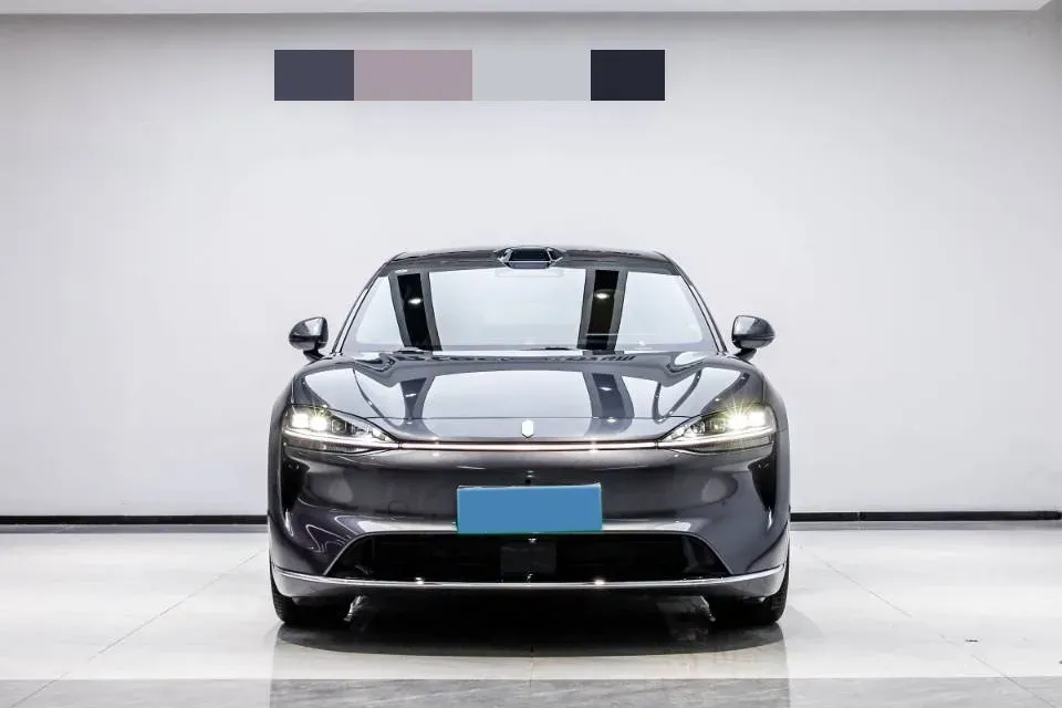 2025 Luxeed R7 REEV 156HP REEV,autocango,china used car exporter,china ev exporter,chinese used car exporter,chinese used ev exporter