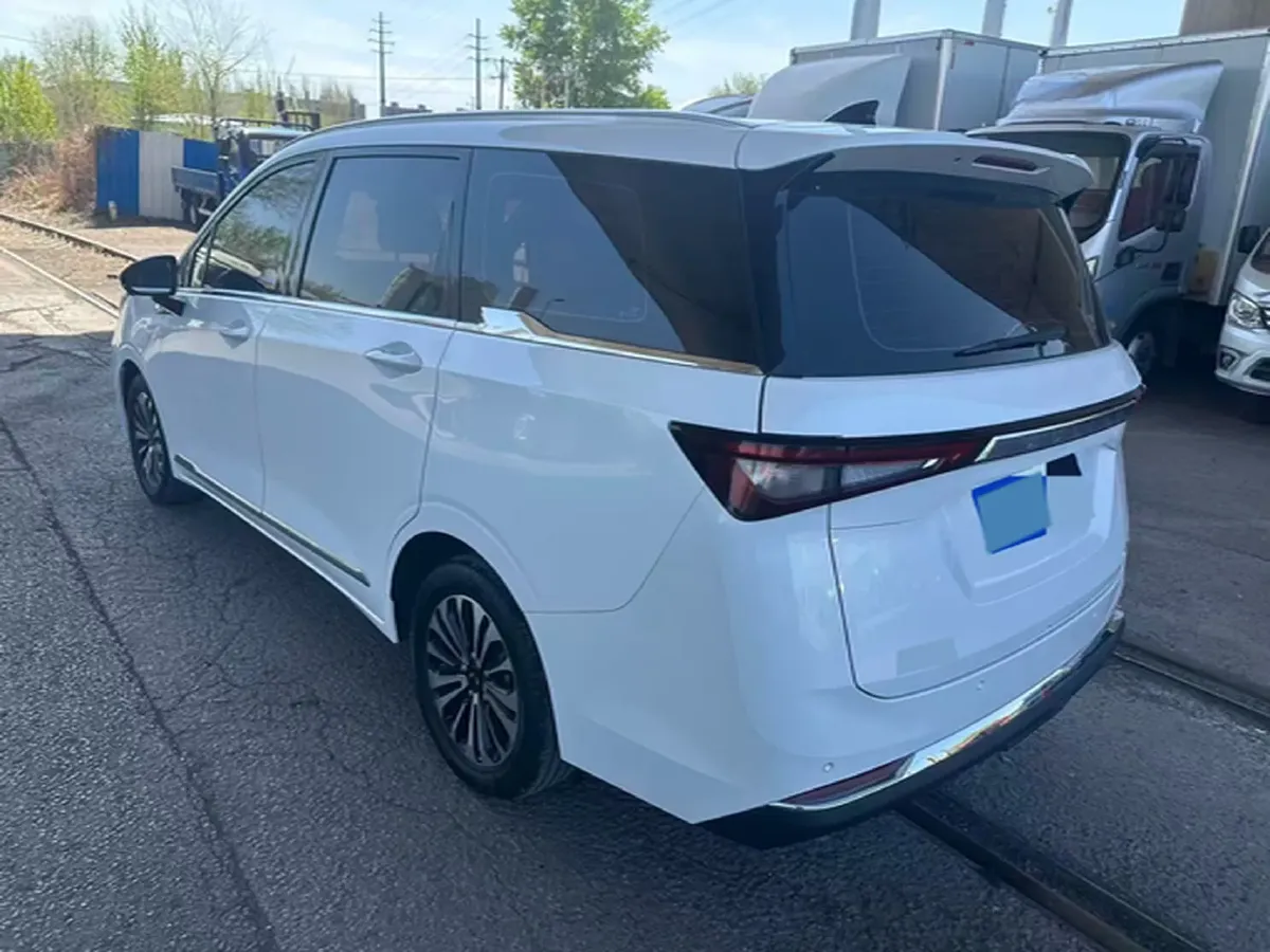 2022 Venucia T60 1.6L 126HP L4 CVT,autocango,china used car exporter,china ev exporter,chinese used car exporter,chinese used ev exporter