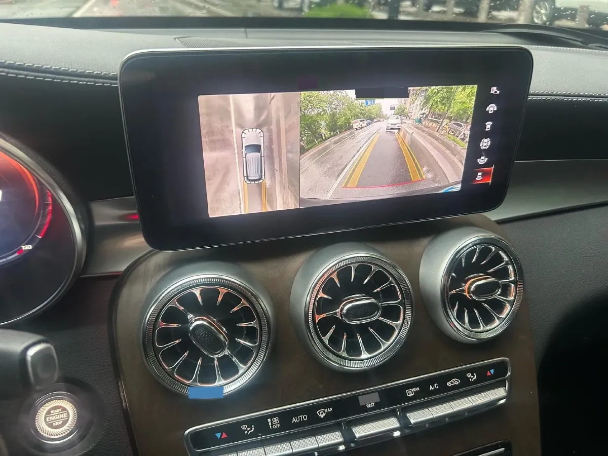 2022 Mercedes-Benz GLC Class 2.0T 258HP L4 9AT,autocango,china used car exporter,china ev exporter,chinese used car exporter,chinese used ev exporter