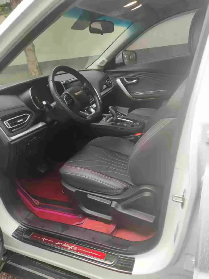 2018 Jetour X70 1.5T 147HP L4 8AT,autocango,china used car exporter,china ev exporter,chinese used car exporter,chinese used ev exporter