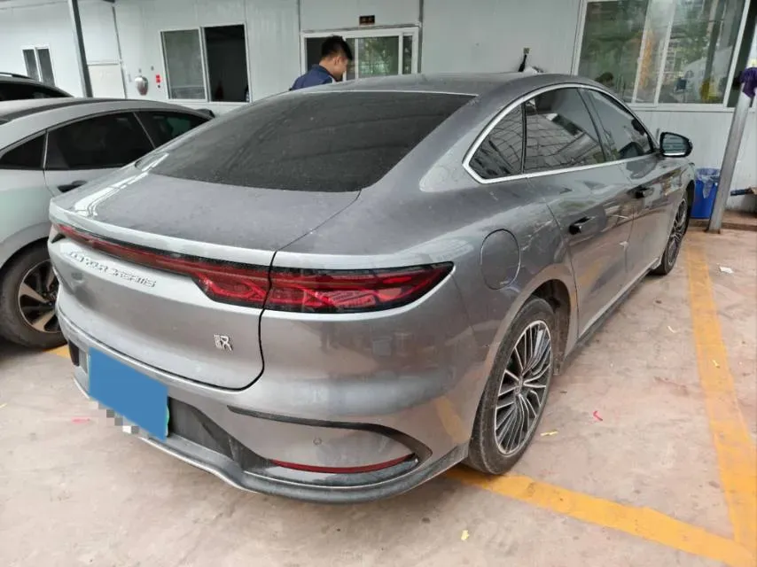 2022 Volkswagen Tiguan L 2.0T 186HP L4 7DCT,autocango,china used car exporter,china ev exporter,chinese used car exporter,chinese used ev exporter